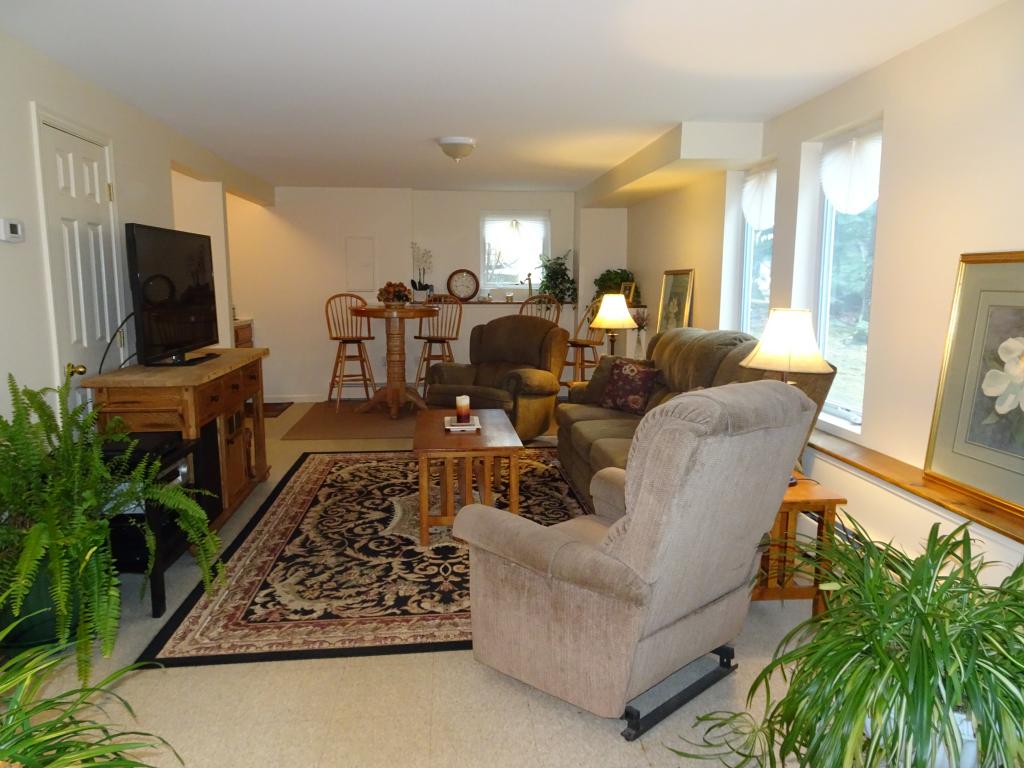 37 Meetinghouse Road Keene, NH 03431 - Photo 1 of 14