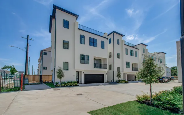 $4,499 | 8702 Ojeman Crk Lane, Houston, TX 77055