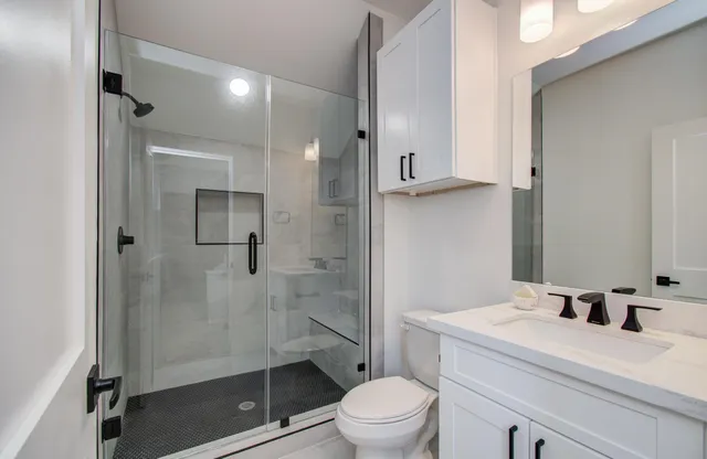 $4,499 | 8702 Ojeman Crk Lane, Houston, TX 77055