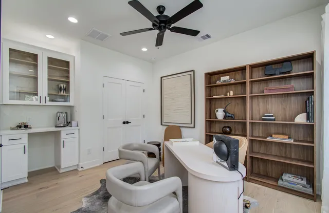 $4,499 | 8702 Ojeman Crk Lane, Houston, TX 77055