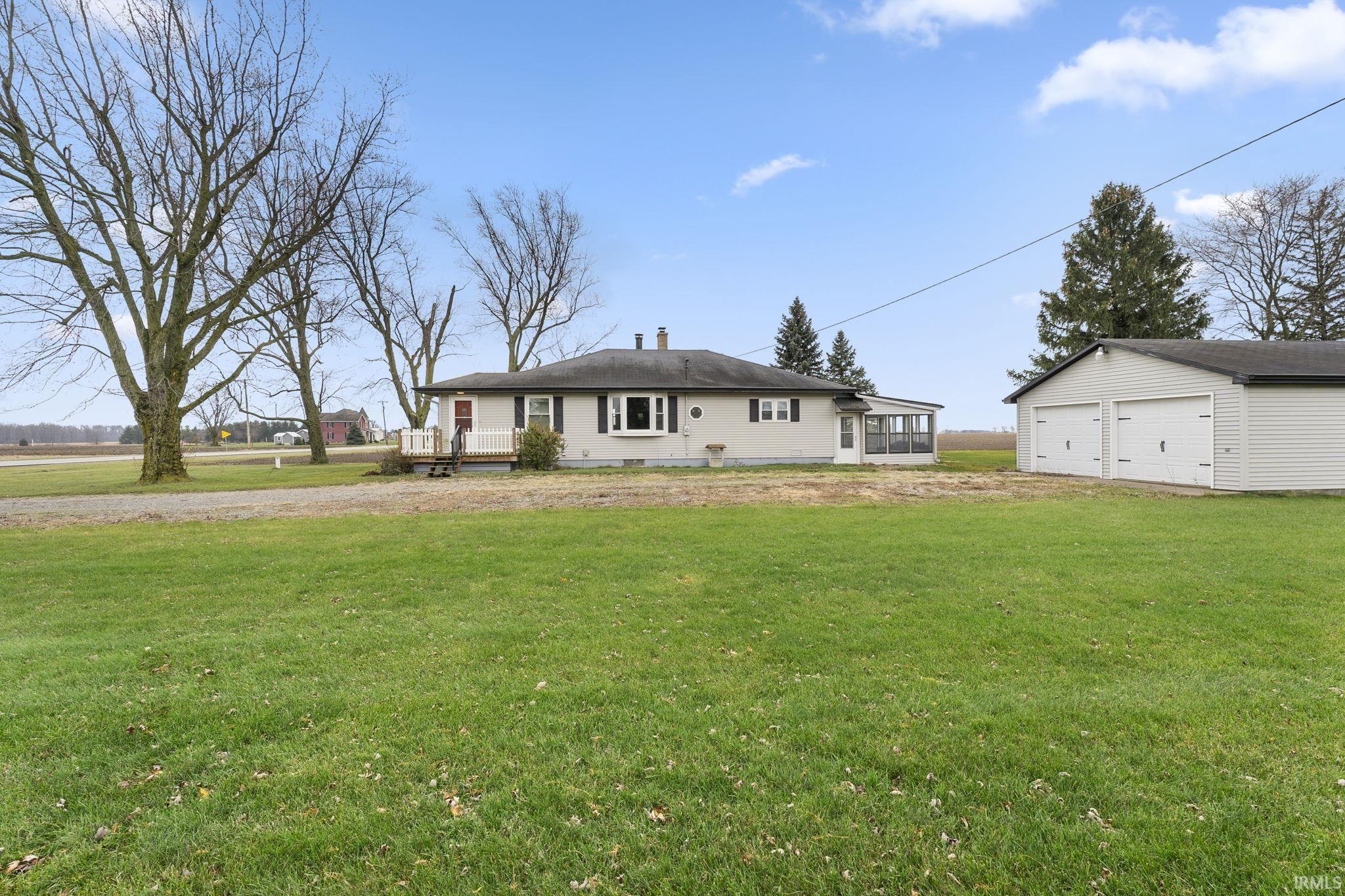 10690 Highway 101 Decatur, IN 46733 - Photo 3 of 35