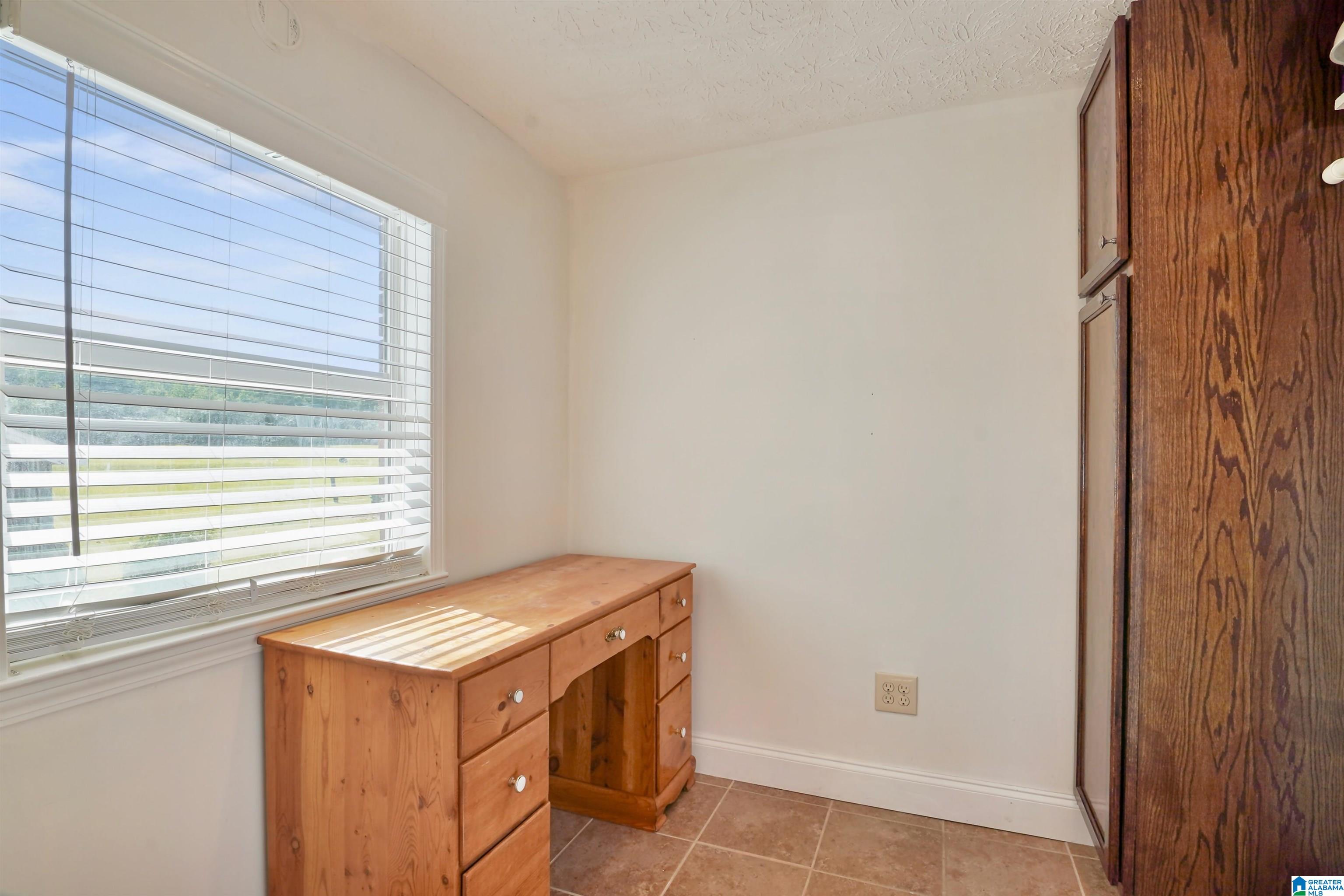 646 Main Street Jemison, AL 35085 - Photo 40 of 44