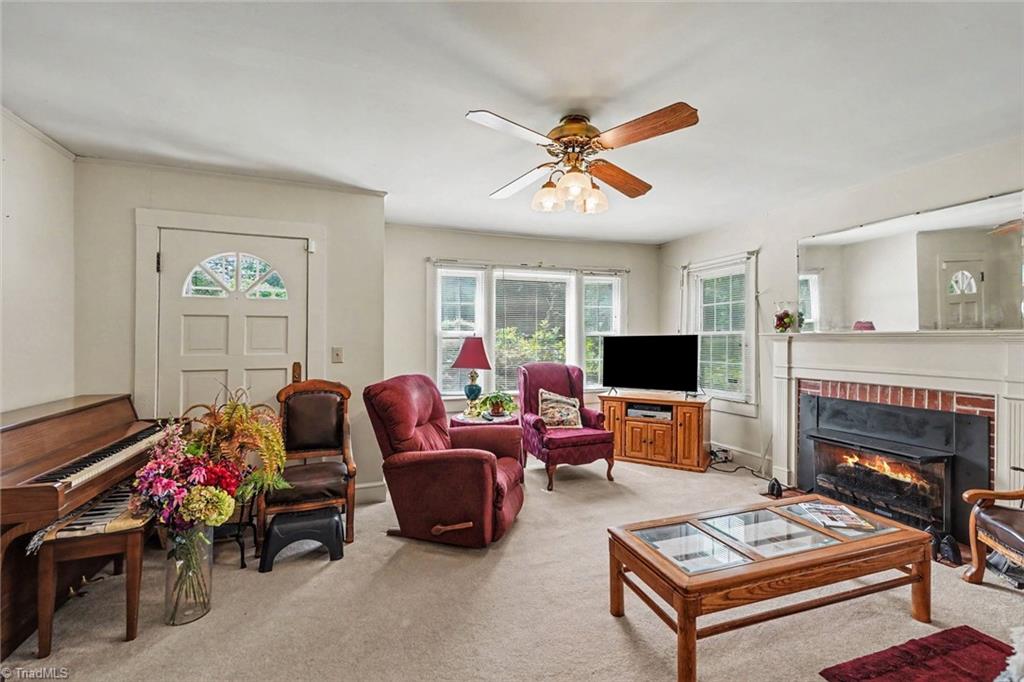 133 Mountain View Road King, NC 27021 - Photo 10 of 35