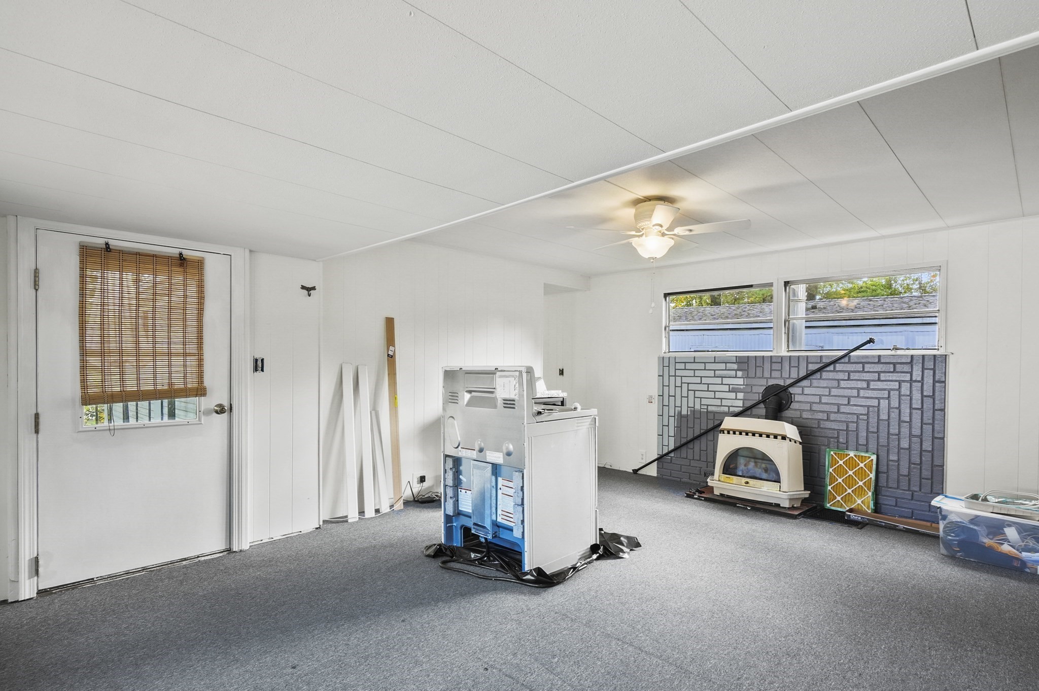 83 Clark Road, Unit 41 Shirley, MA 01464 - Photo 6 of 26 Gallery Image 6