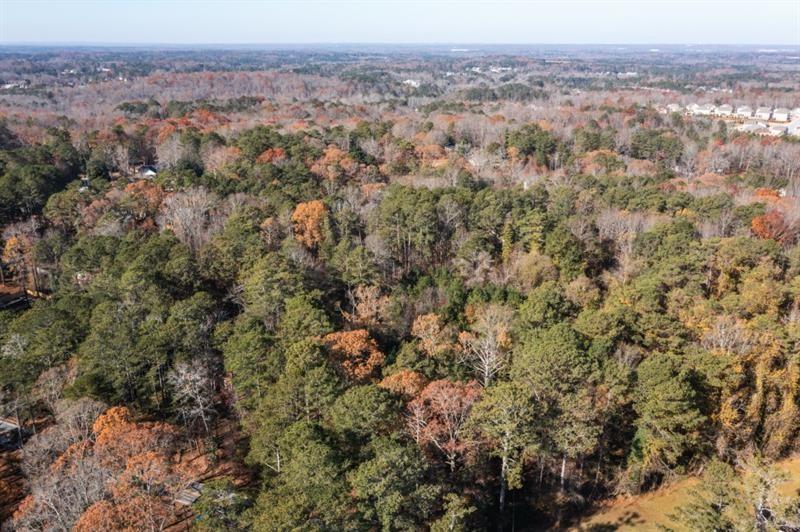3895 Old Fairburn Road Atlanta, GA 30331 - Photo 2 of 14 a view of a city