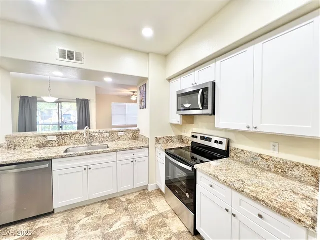 $1,630 | 8000 West Badura Avenue, Unit 1050, Las Vegas, NV 89113