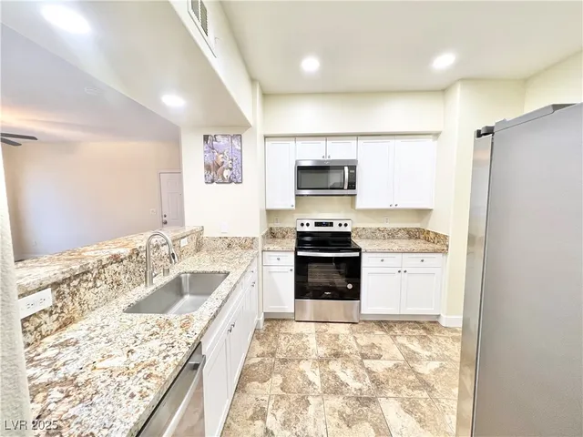 $1,630 | 8000 West Badura Avenue, Unit 1050, Las Vegas, NV 89113