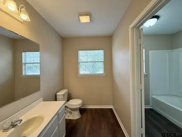 $1,195 | 1016 South Bennett Avenue, Tyler, TX 75701