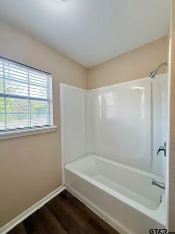 $1,195 | 1016 South Bennett Avenue, Tyler, TX 75701