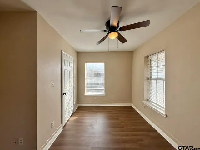 $1,195 | 1016 South Bennett Avenue, Tyler, TX 75701