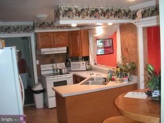 72 Terrace Road Levittown, PA 19056 - Photo 2 of 6