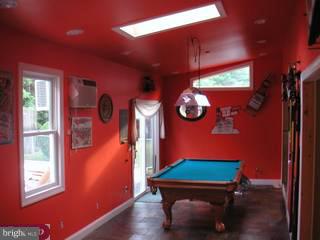 72 Terrace Road Levittown, PA 19056 - Photo 4 of 6