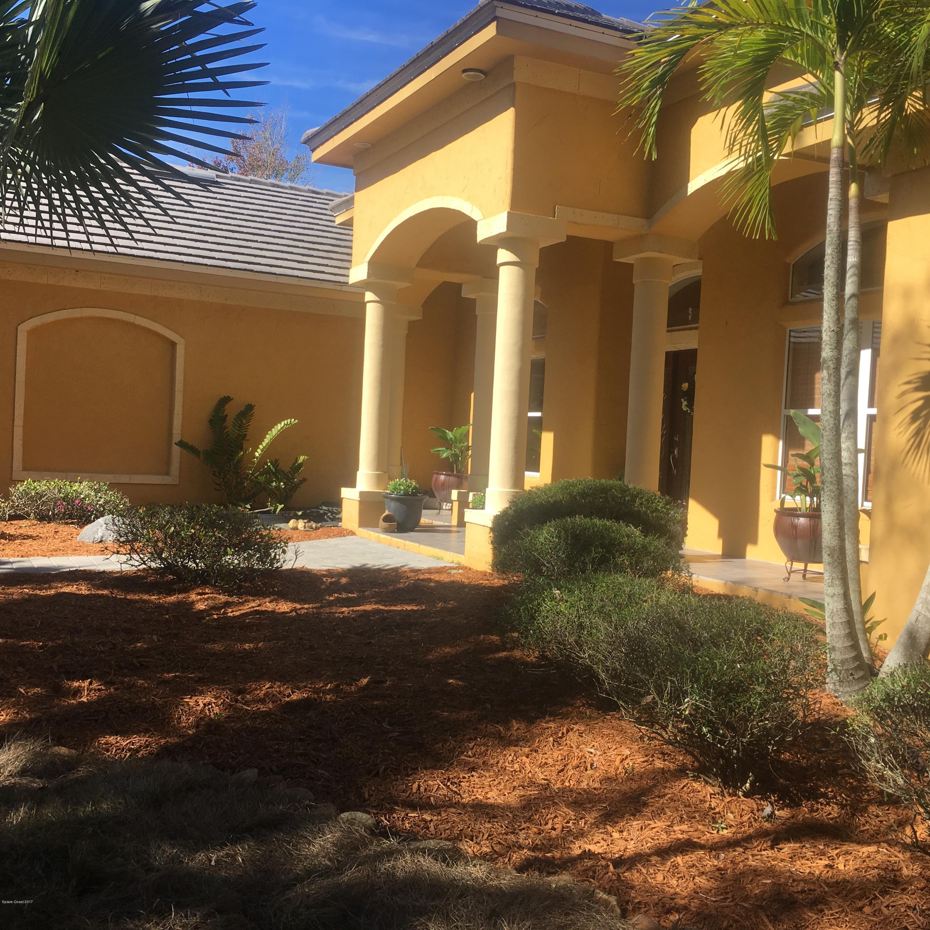 4470 Country Road Melbourne, FL 32934 - Photo 2 of 24 040