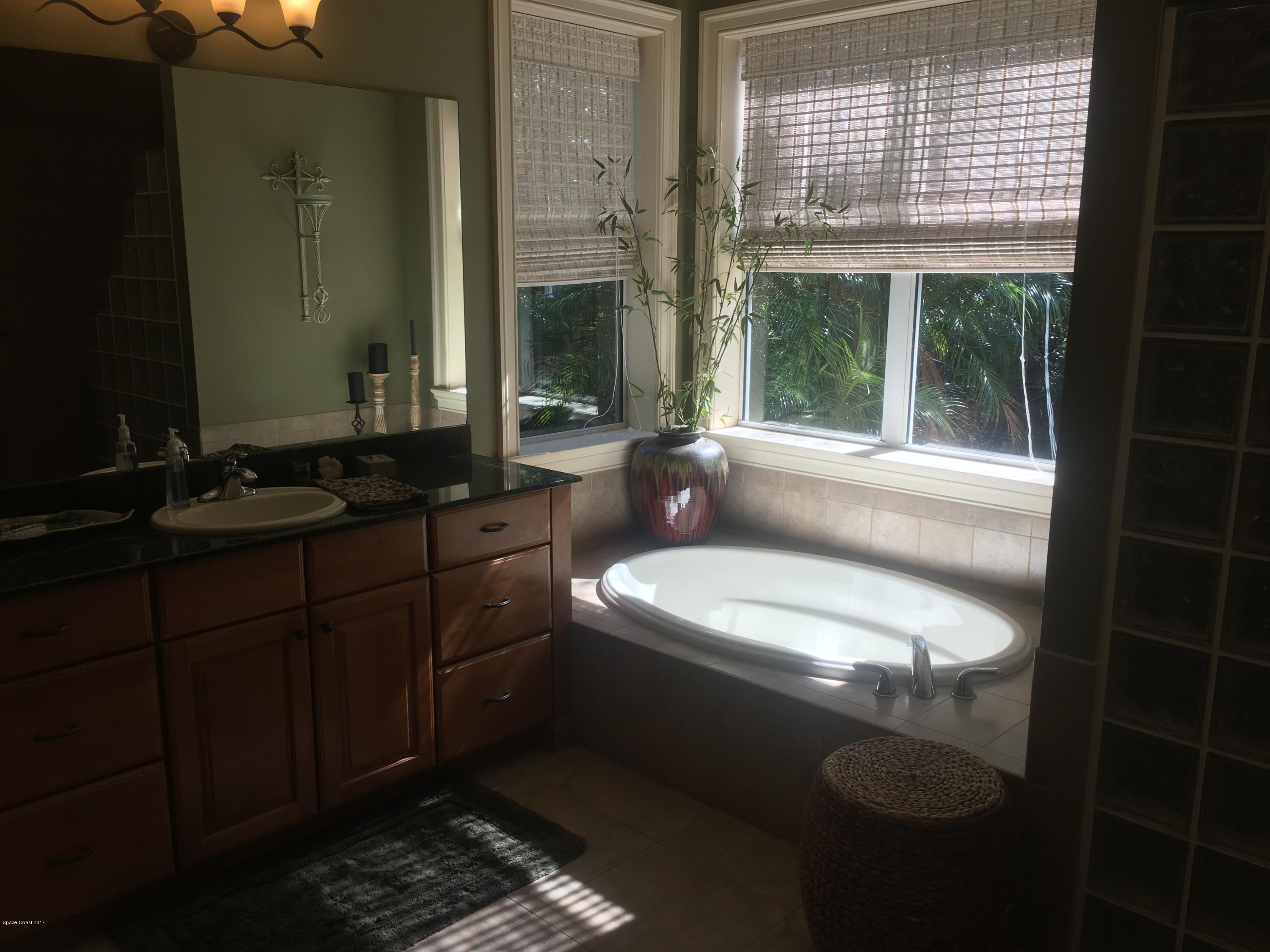 4470 Country Road Melbourne, FL 32934 - Photo 13 of 24 081