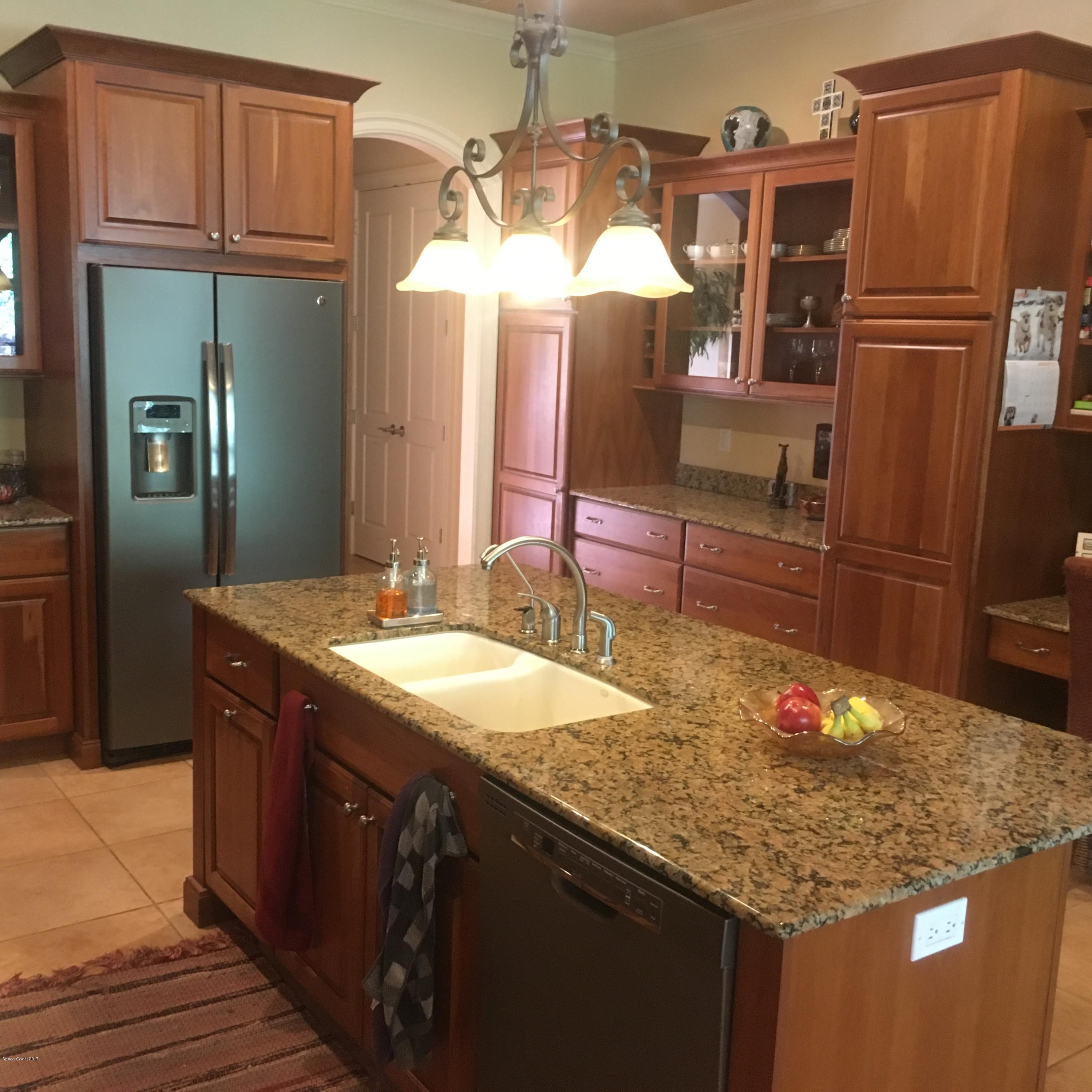 4470 Country Road Melbourne, FL 32934 - Photo 14 of 24 093