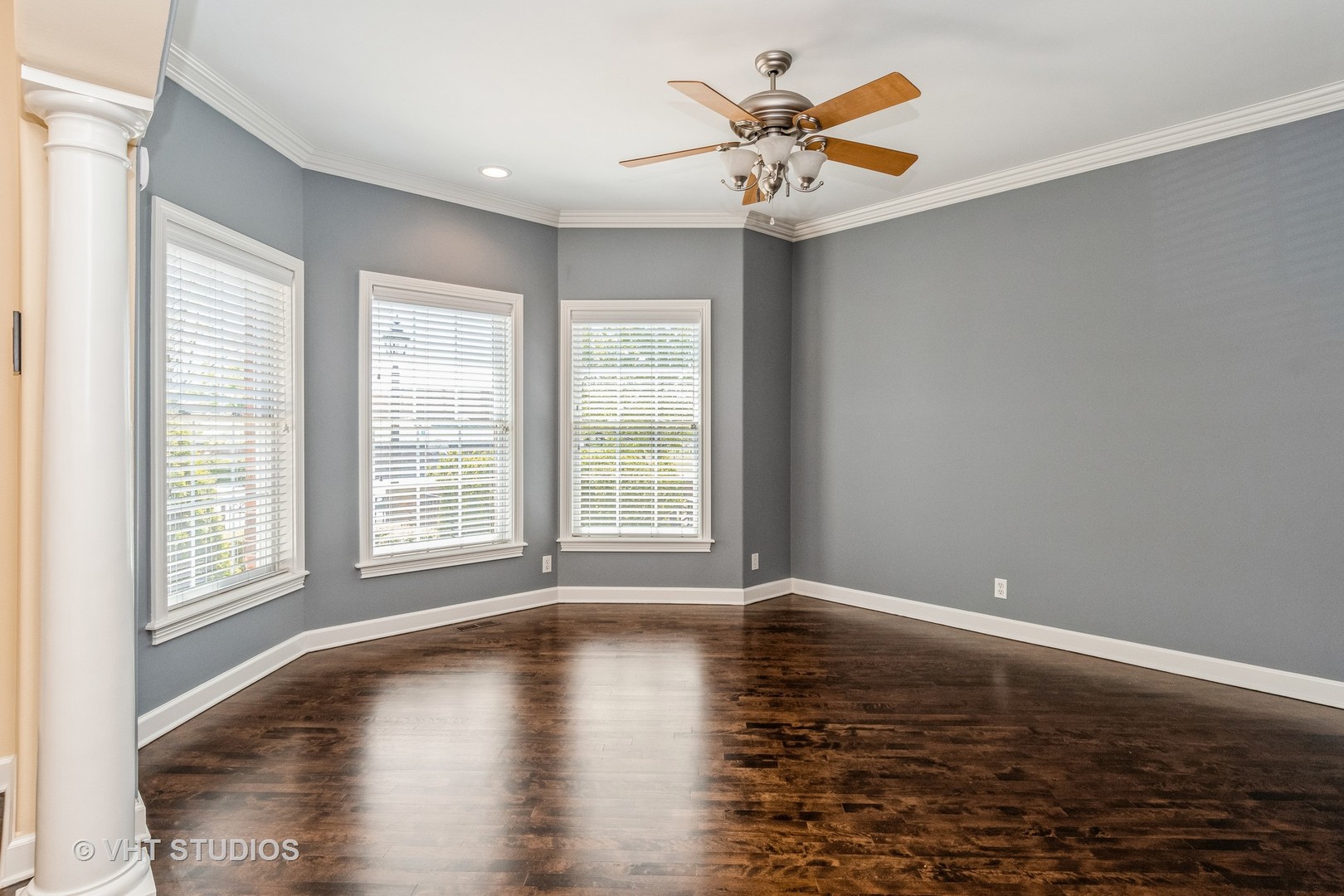 81 Spring Avenue Naperville, IL 60540 - Photo 4 of 18