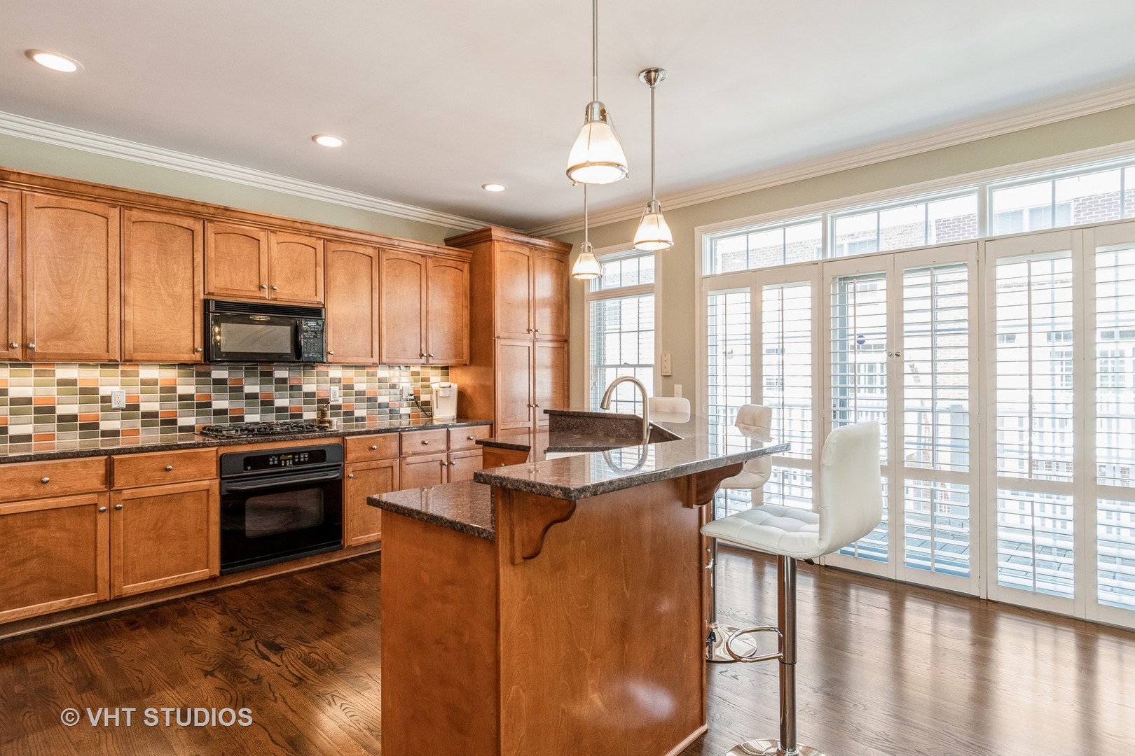 81 Spring Avenue Naperville, IL 60540 - Photo 6 of 18