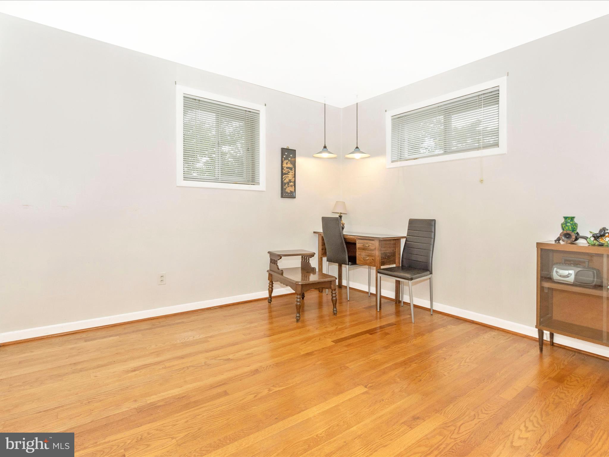 240 Hannes Street Silver Spring, MD 20901 - Photo 14 of 51 Primary Bedroom