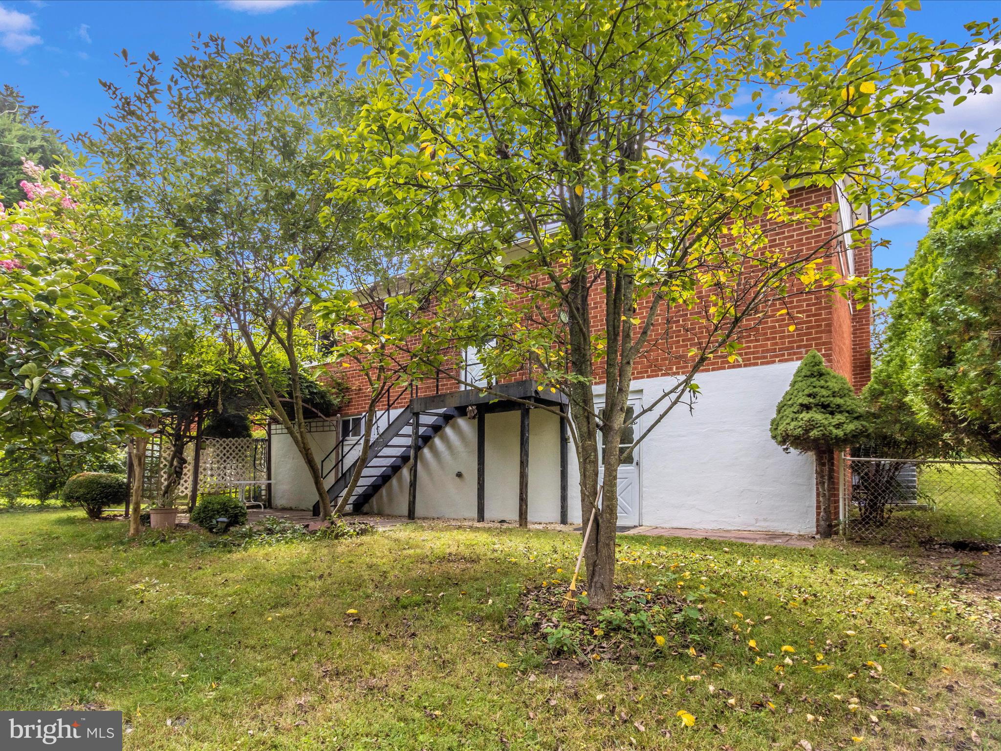 240 Hannes Street Silver Spring, MD 20901 - Photo 43 of 51 Exterior Back