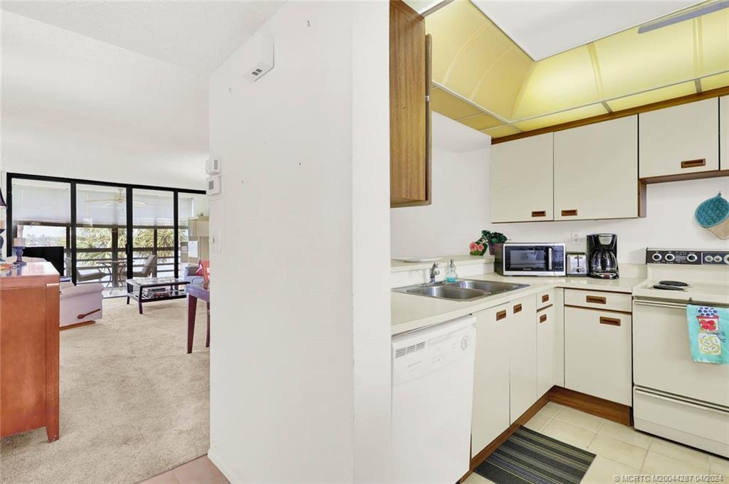 1950 Southwest Palm City Road, Unit 13302 Stuart, FL 34994 - Photo 3 of 27 Gallery Image 3