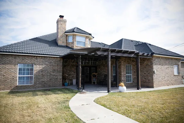 $515,000 | 1110 Melinda Lane, Dumas, TX 79029