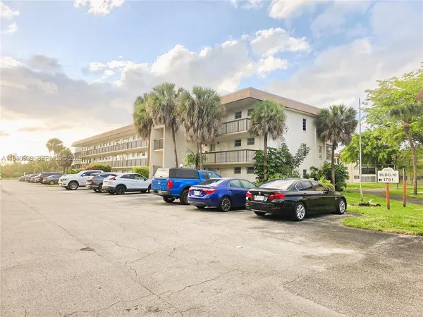 $165,000 | 1751 Northwest 75th Avenue, Unit 313, Plantation, FL 33313