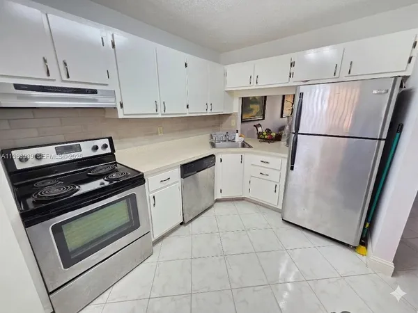 $165,000 | 1751 Northwest 75th Avenue, Unit 313, Plantation, FL 33313