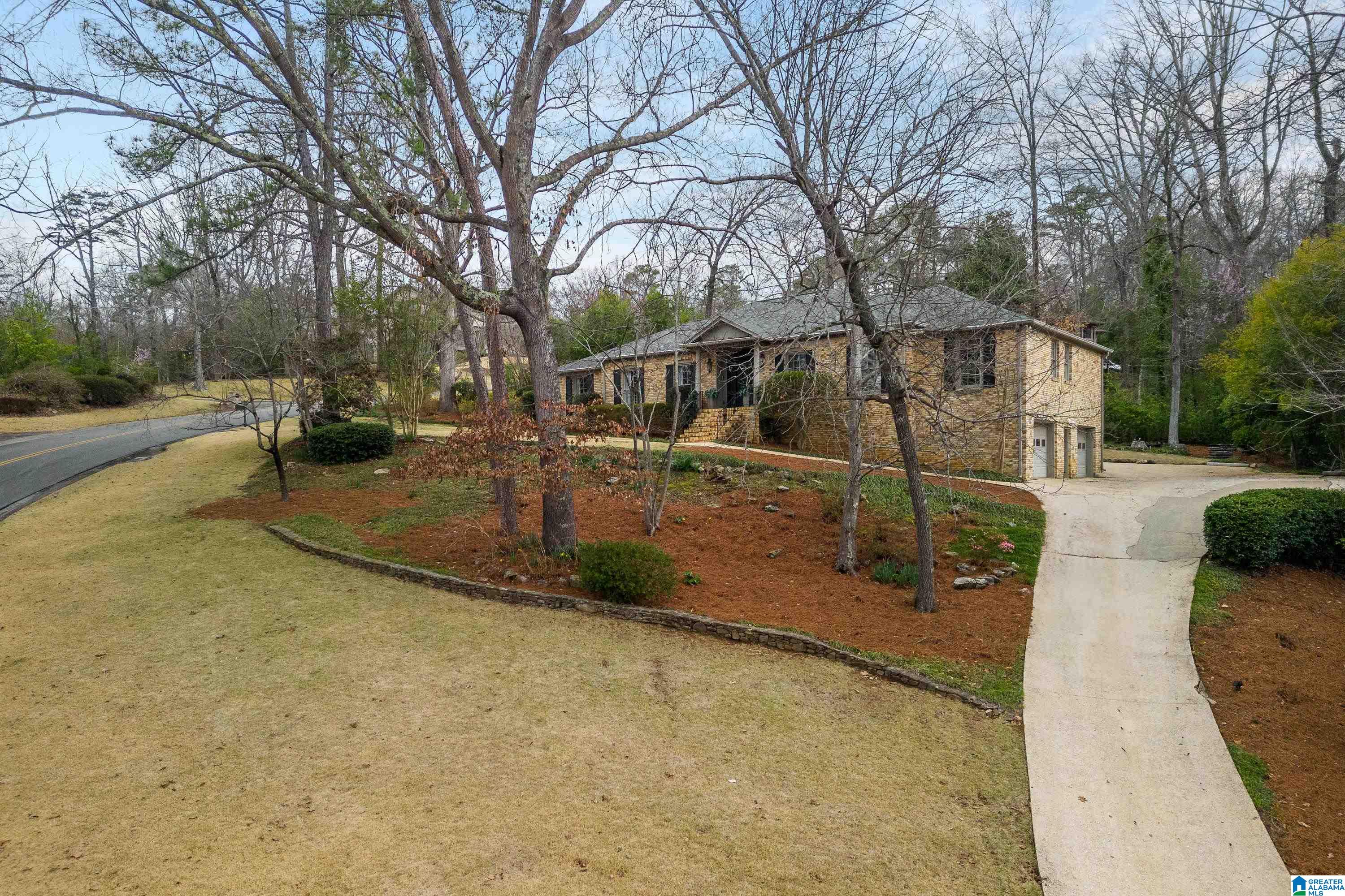 3540 Spring Valley Court Birmingham, AL 35223 - Photo 3 of 65