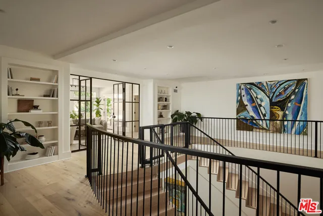 a view of a livingroom with furniture