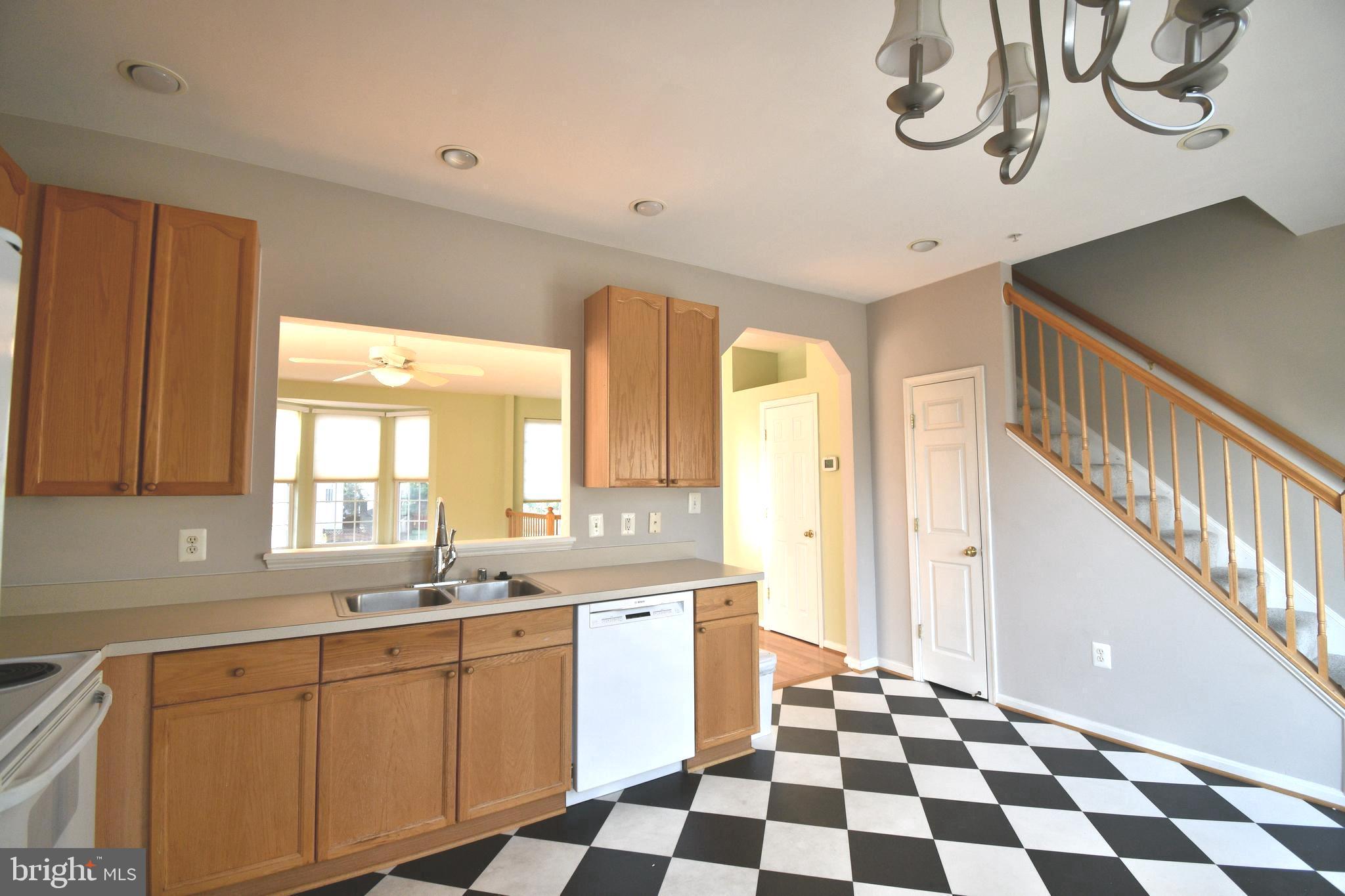 148 Harpers Way Frederick, MD 21702 - Photo 12 of 32