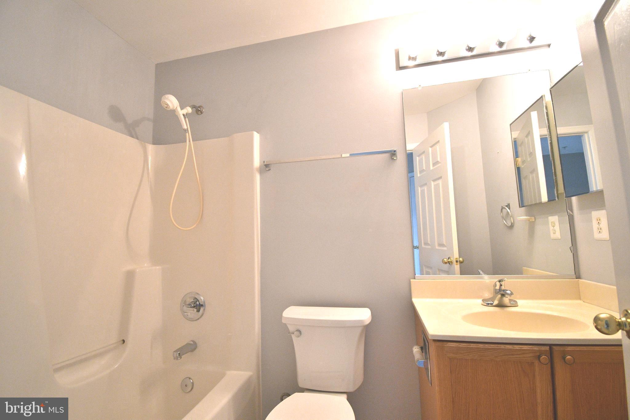 148 Harpers Way Frederick, MD 21702 - Photo 23 of 32 Hall bathoroom