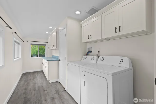 a view of utility room with washer and dryer