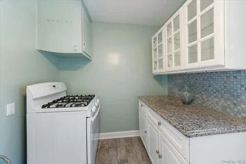 $220,000 | 470 Tuckahoe Road, Unit 4B, Yonkers, NY 10710