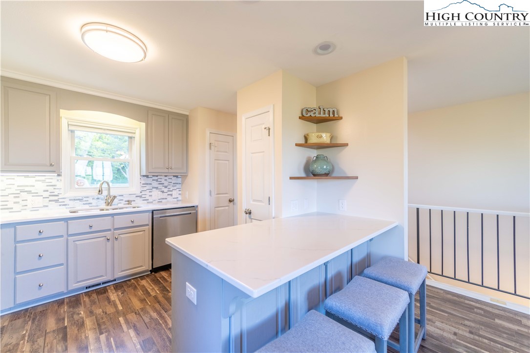 1651 Fraser Road Sparta, NC 28675 - Photo 11 of 50 Gallery Image 11
