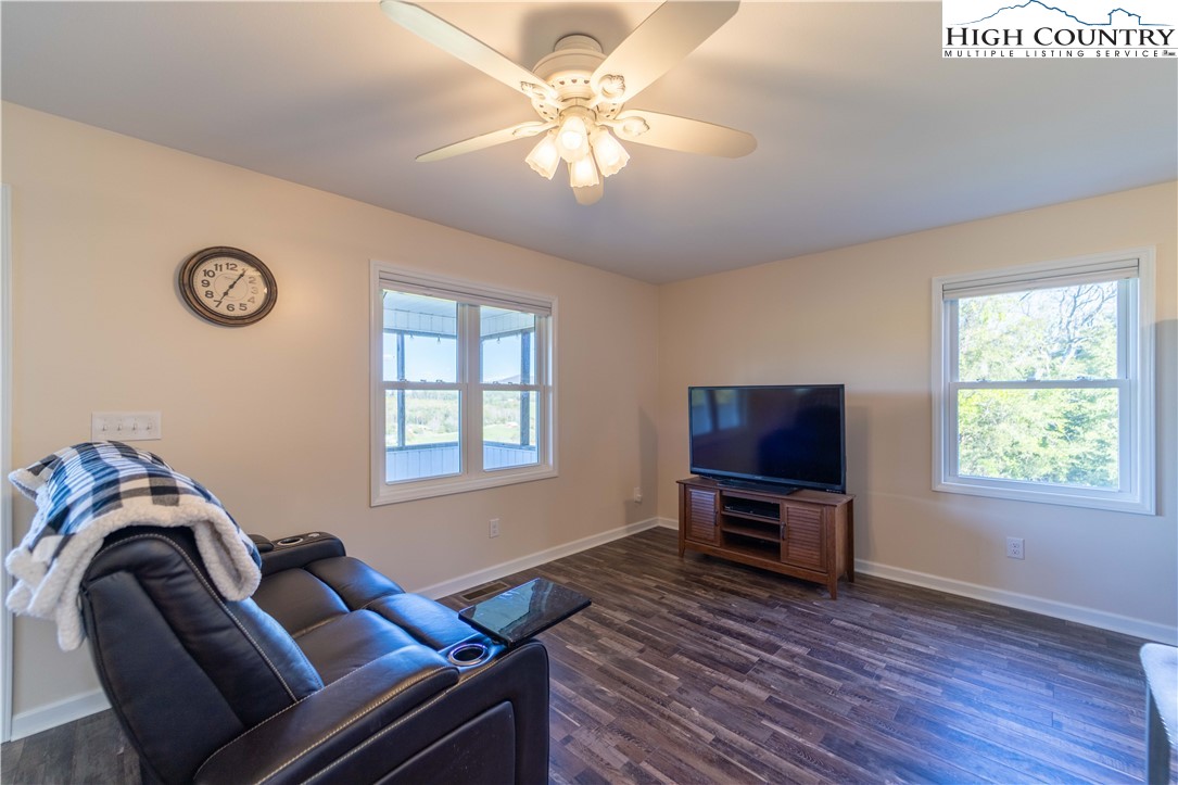 1651 Fraser Road Sparta, NC 28675 - Photo 17 of 50 Gallery Image 17