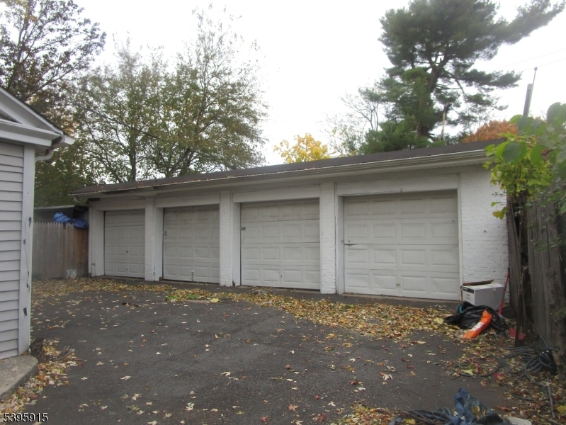 437 7th Avenue, Unit 4 Newark, NJ 07107 - Photo 6 of 7 a house with a outdoor space