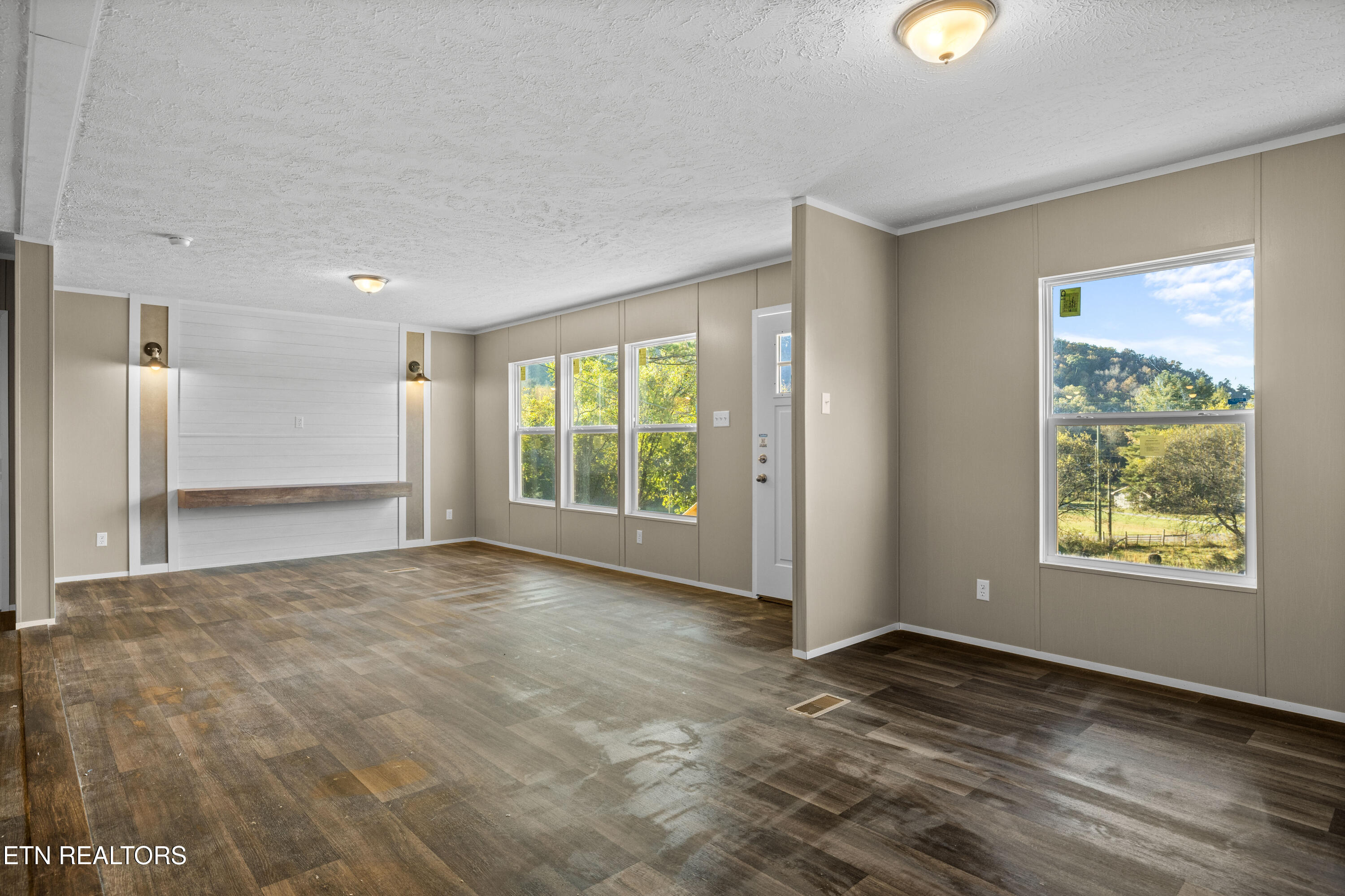 1728 Cooper Road Knoxville, TN 37914 - Photo 13 of 54 1728CooperRd-10