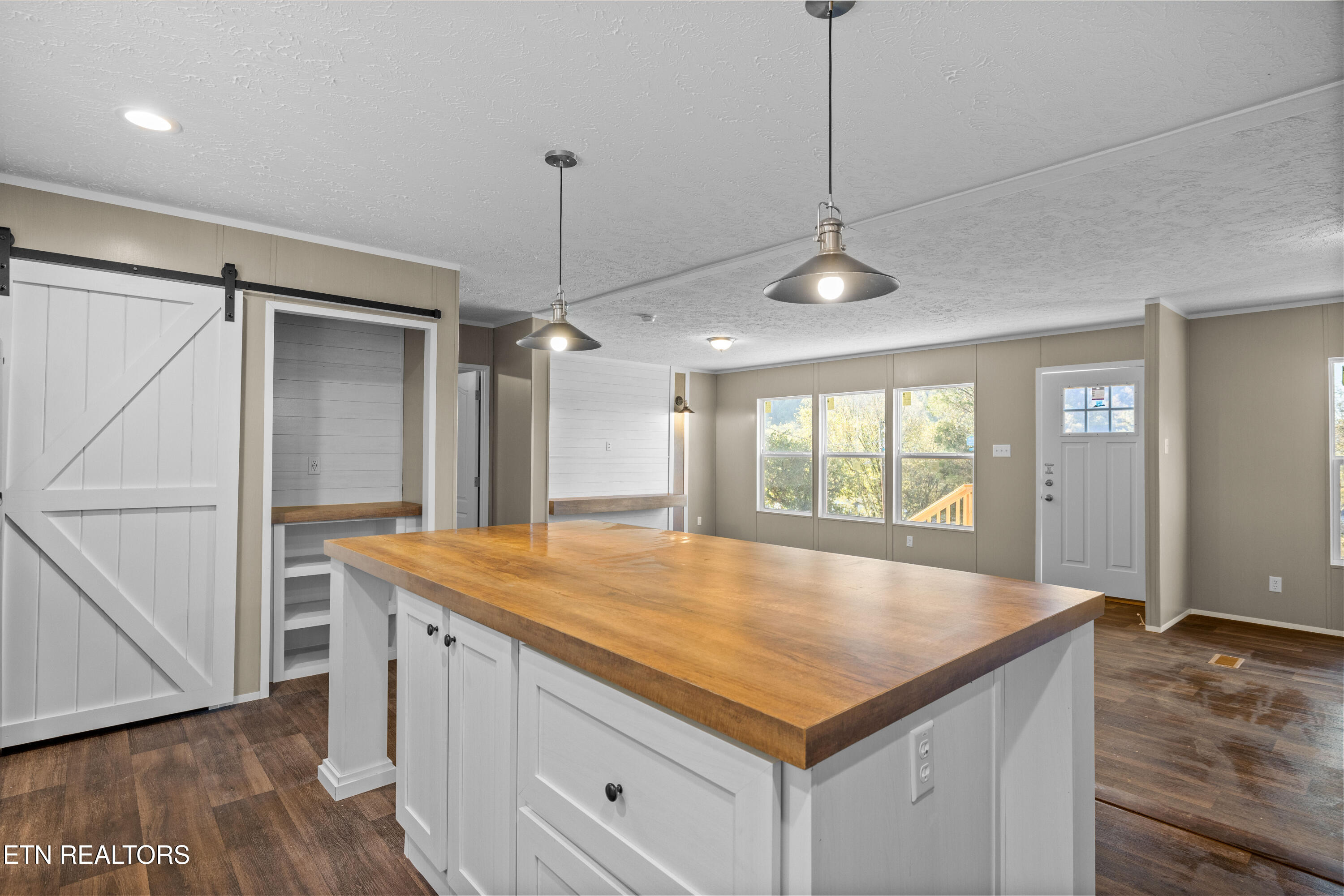 1728 Cooper Road Knoxville, TN 37914 - Photo 15 of 54 1728CooperRd-14