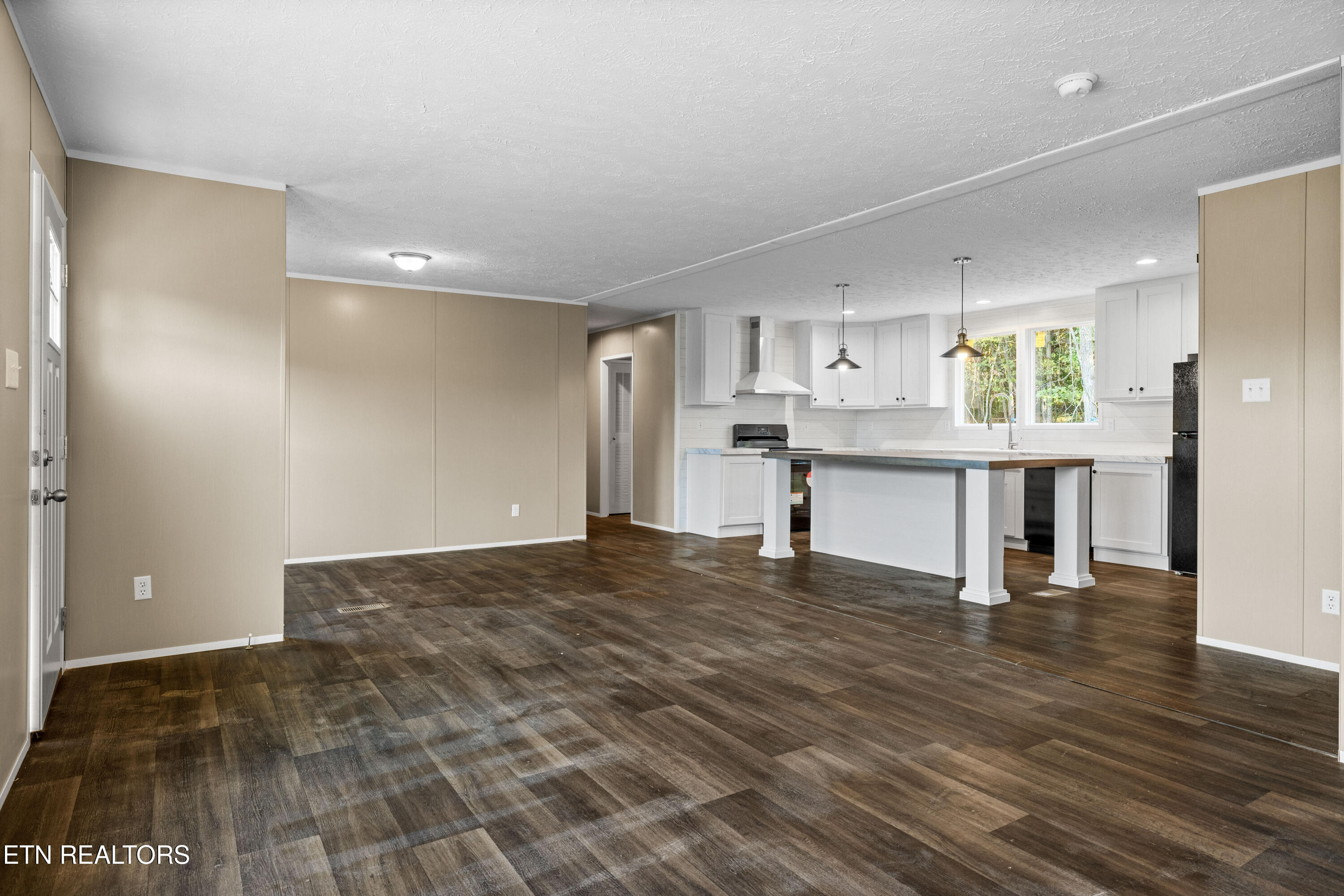 1728 Cooper Road Knoxville, TN 37914 - Photo 3 of 54 1728CooperRd-6