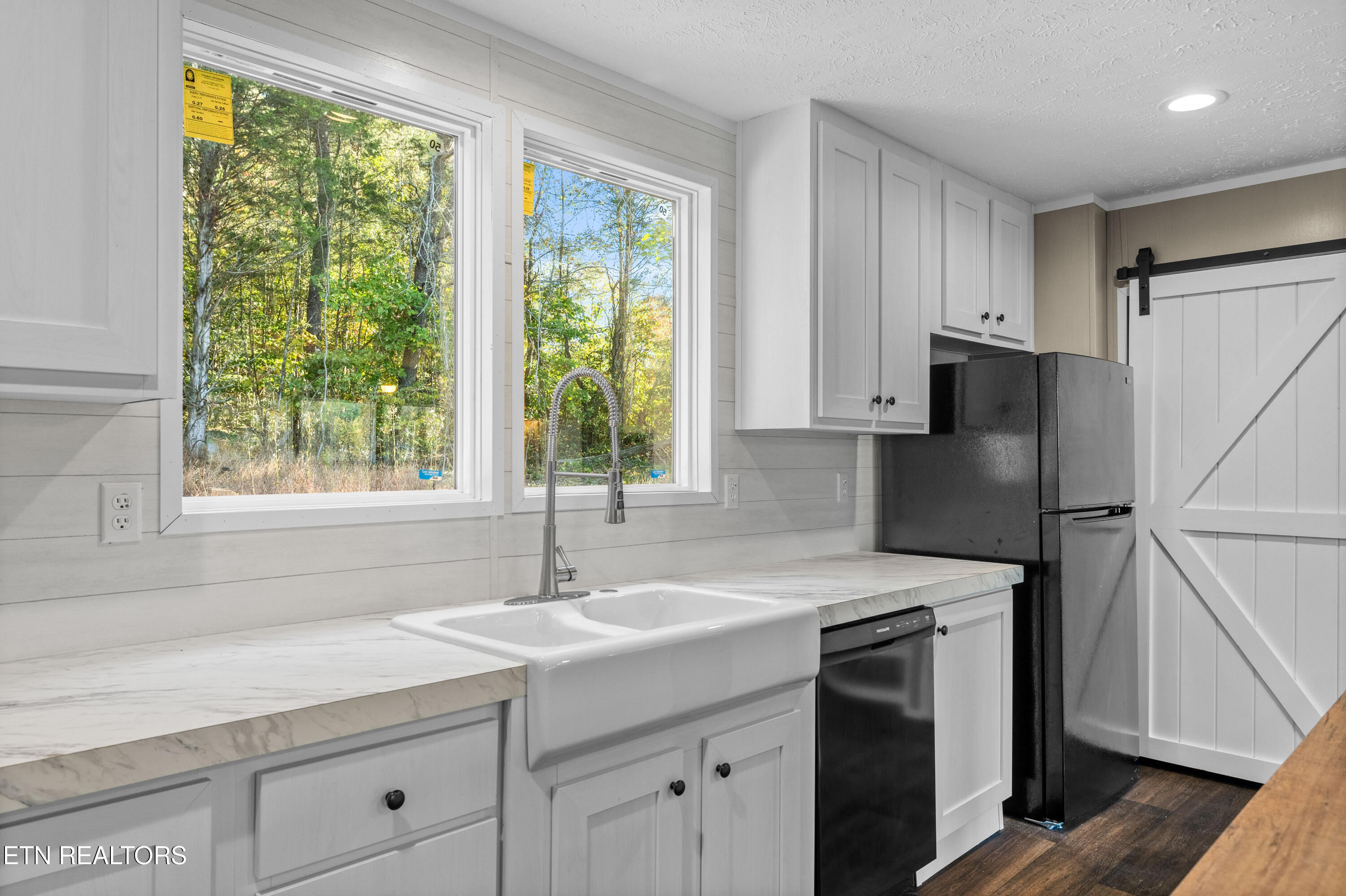 1728 Cooper Road Knoxville, TN 37914 - Photo 7 of 54 1728CooperRd-13