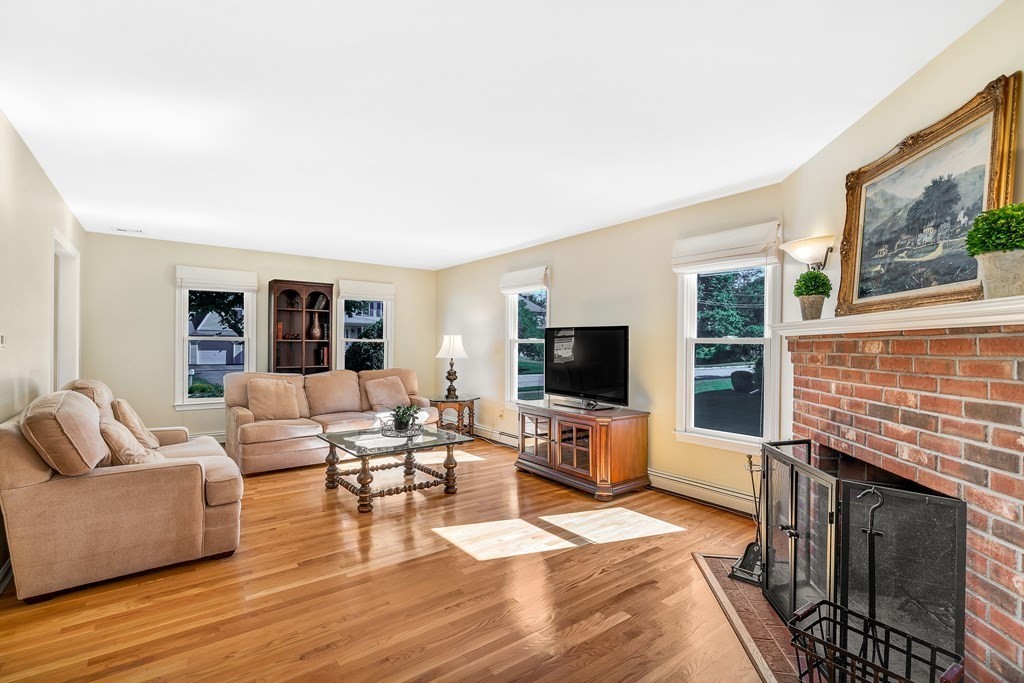 10 Littlefield Road Milford, MA 01757 - Photo 8 of 28 Gallery Image 8