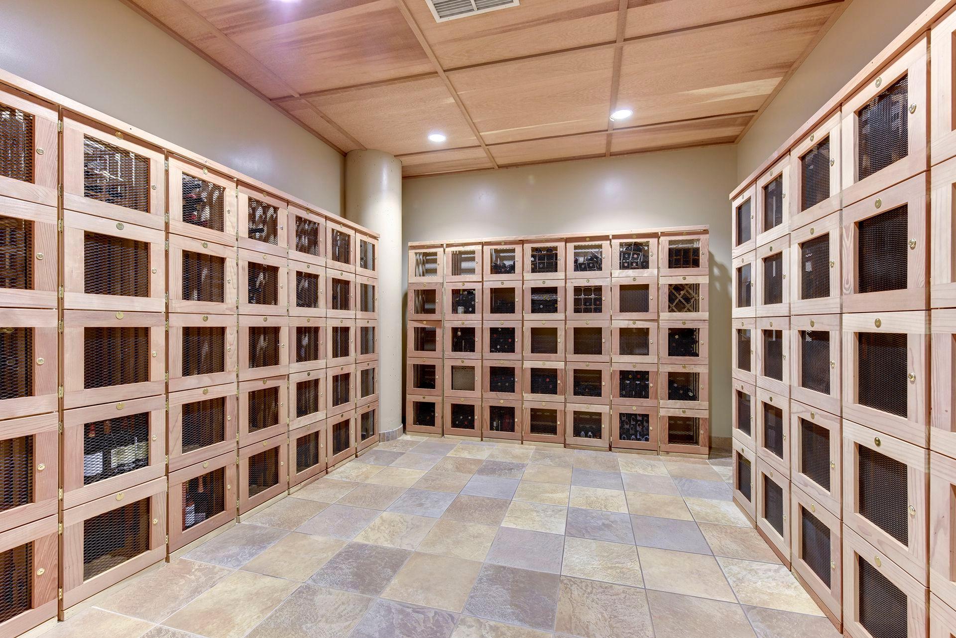 215 10th Avenue South, Unit 533 Minneapolis, MN 55415 - Photo 47 of 65 Gallery Image 47