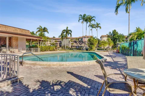 $229,000 | 2481 Southwest 82nd Avenue, Unit 205, Davie, FL 33324