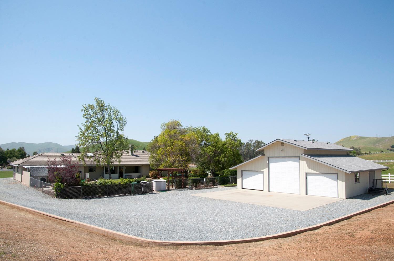 31014 Angus Loop Drive Springville, CA 93265 - Photo 1 of 58 Primary Photo