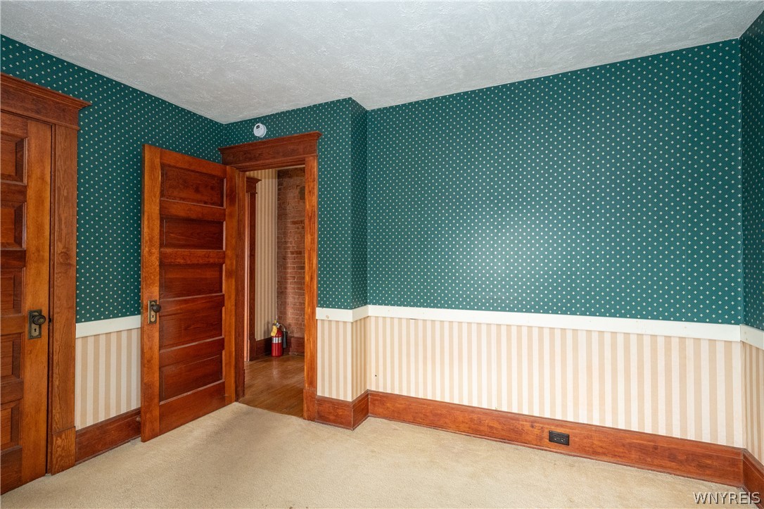 13522 N Road Alden, NY 14004 - Photo 32 of 50