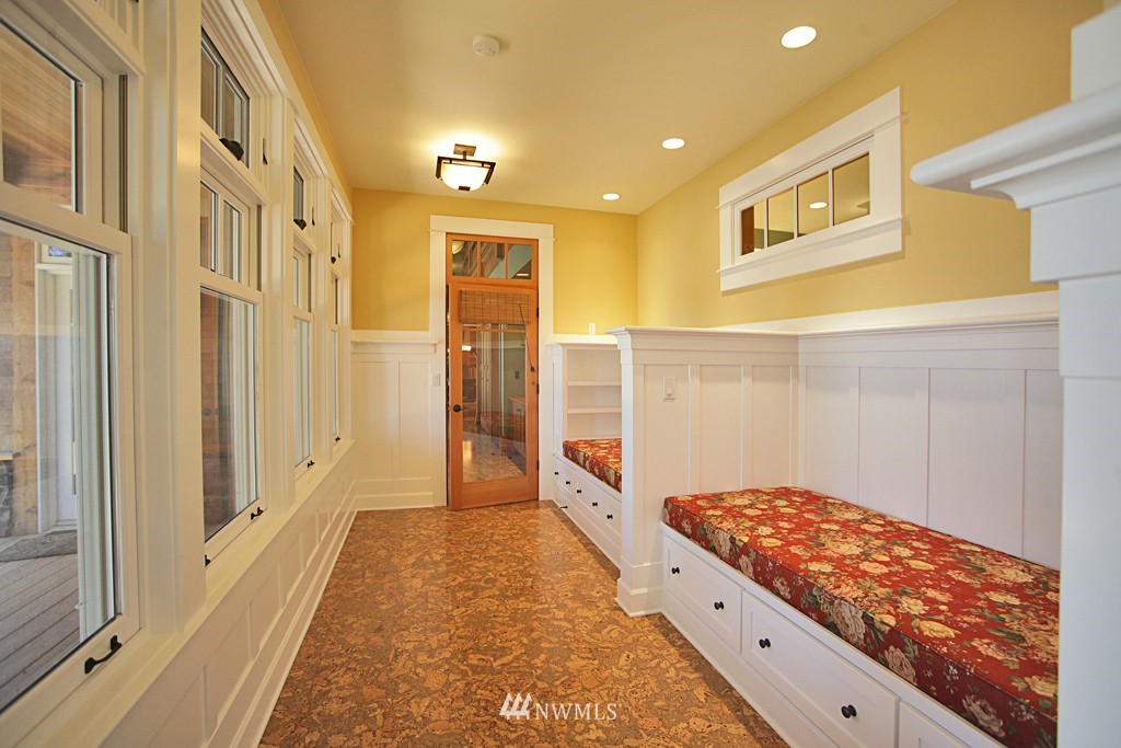 2575 North Bluff Road Greenbank, WA 98253 - Photo 12 of 15 Gallery Image 12