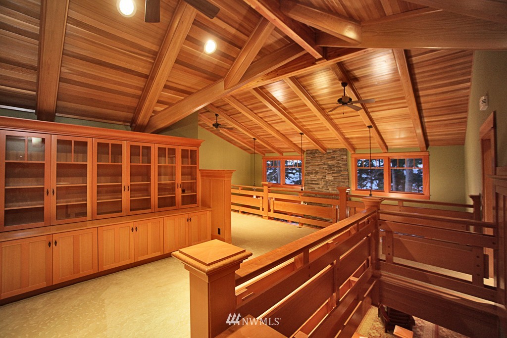 2575 North Bluff Road Greenbank, WA 98253 - Photo 6 of 15 Gallery Image 6