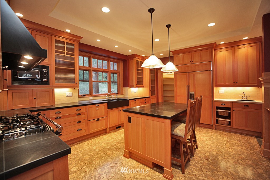 2575 North Bluff Road Greenbank, WA 98253 - Photo 9 of 15 Gallery Image 9