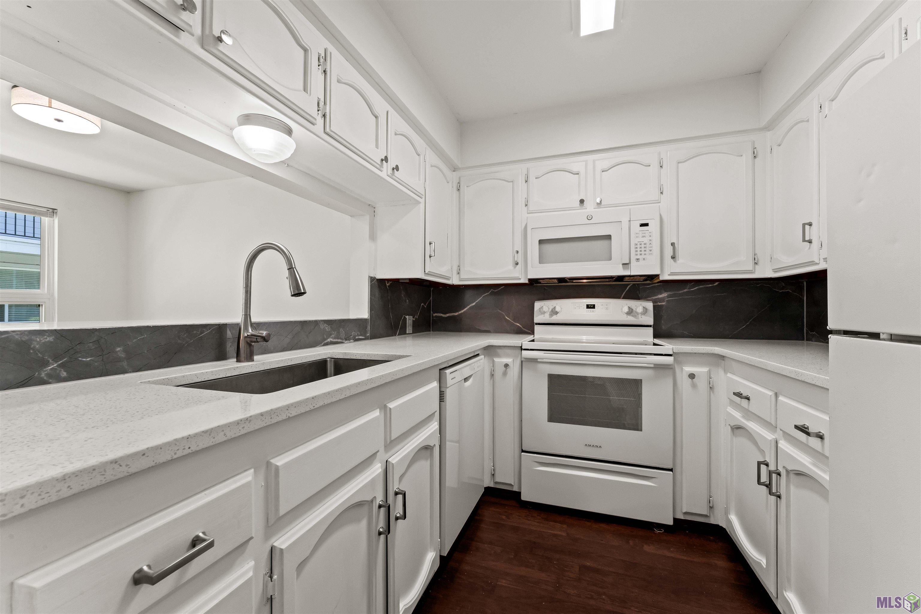 3330 Willard Street, Unit 303 Baton Rouge, LA 70802 - Photo 10 of 19