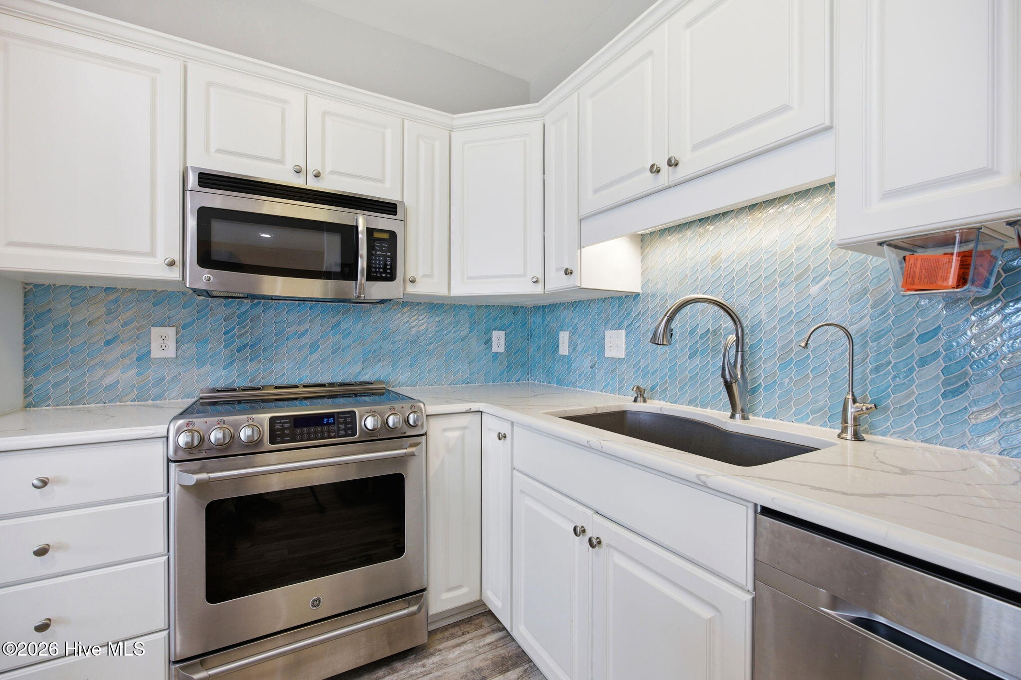 1700 Salter Path Road, Unit R102 Indian Beach, NC 28512 - Photo 15 of 62 40-web-or-mls-IMG_5481